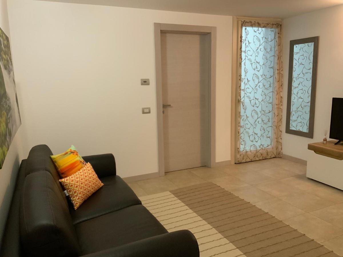 King' S Apartment Sirmione Exterior photo